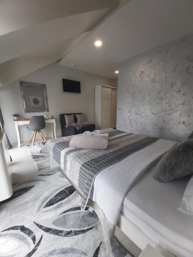 Vonamor Rooms Novi Sad Bagian luar foto
