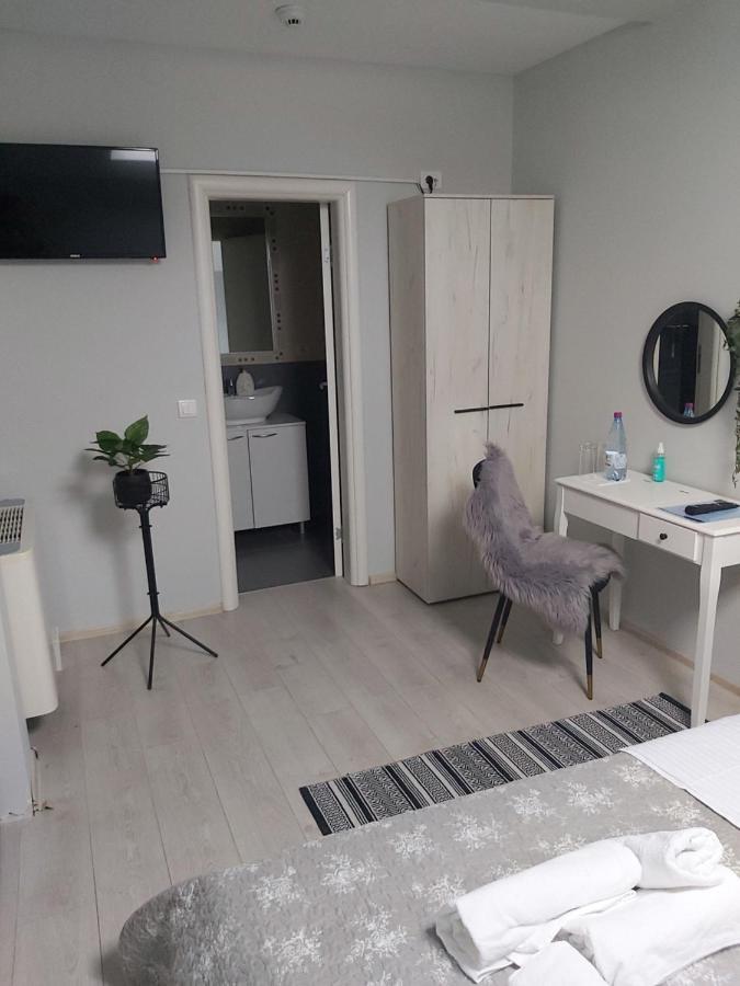 Vonamor Rooms Novi Sad Bagian luar foto