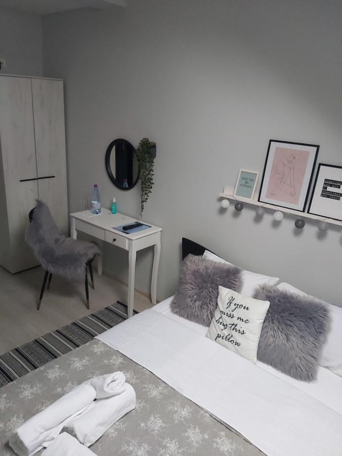 Vonamor Rooms Novi Sad Bagian luar foto