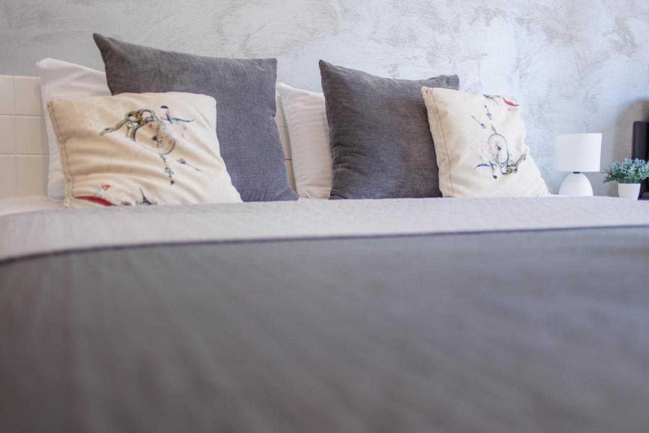 Vonamor Rooms Novi Sad Bagian luar foto
