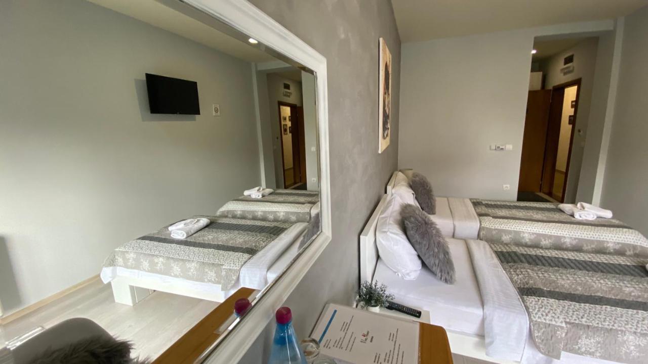 Vonamor Rooms Novi Sad Bagian luar foto